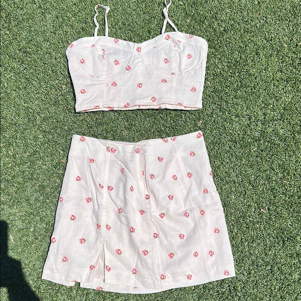Forever 21 Baby Pink Floral Skirt Set